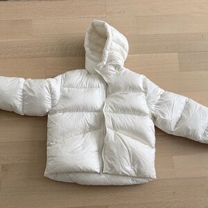 ** NWT Madhappy White Puffer Jacket with Hood - Medium